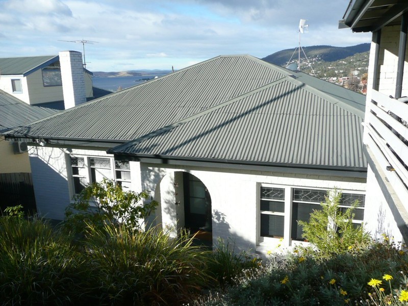 11 Liverpool Crescent, West Hobart TAS 7000