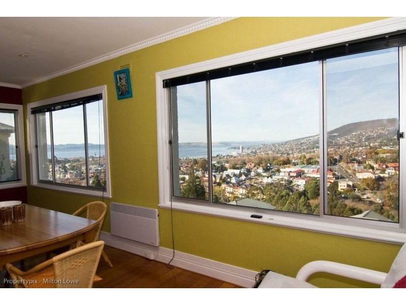 11 Liverpool Crescent, West Hobart TAS 7000