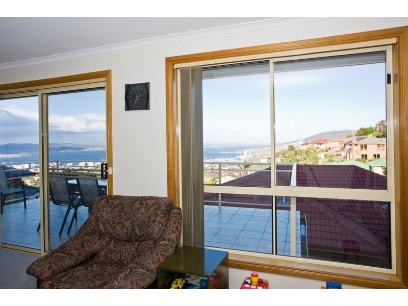 2 / 9 Fielding Drive, West Hobart TAS 7000