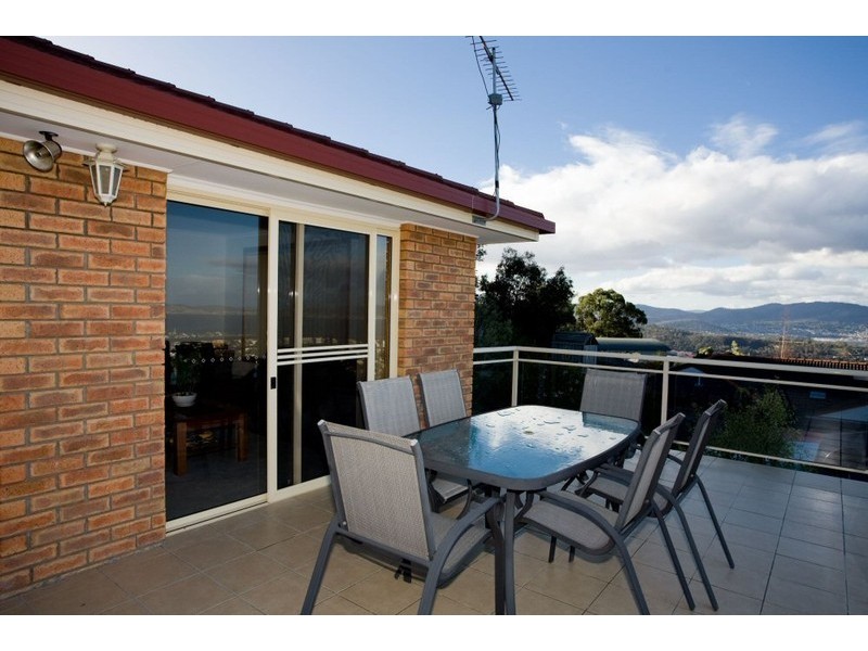 2 / 9 Fielding Drive, West Hobart TAS 7000
