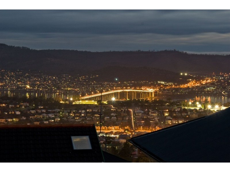 2 / 9 Fielding Drive, West Hobart TAS 7000