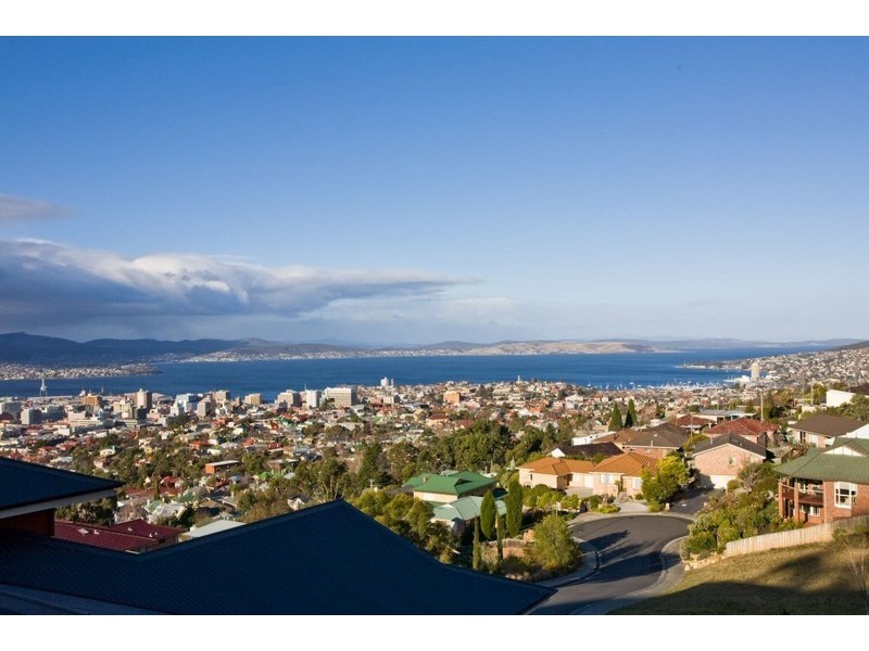 2 / 9 Fielding Drive, West Hobart TAS 7000