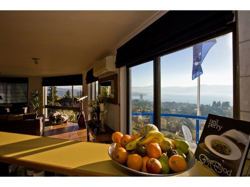 12 Capri Drive, Sandy Bay TAS 7005