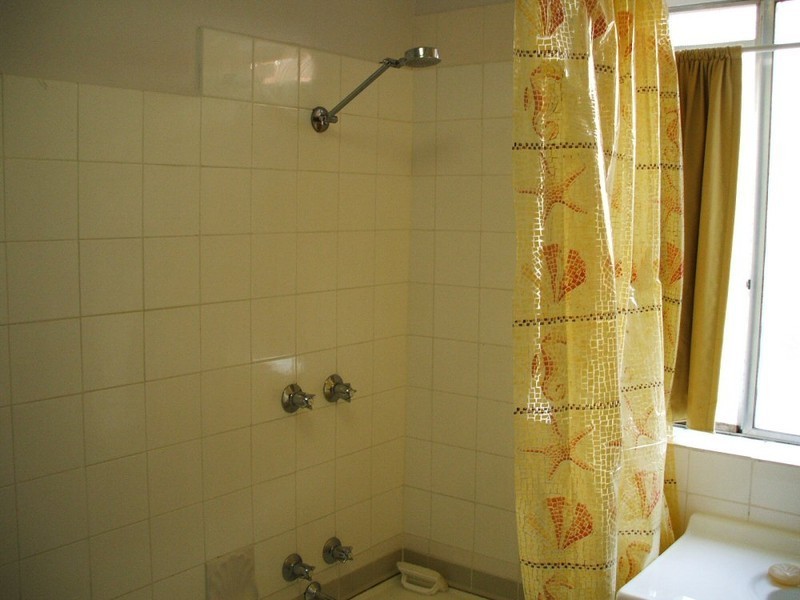 4/8 Wallace Avenue, Lenah Valley TAS 7008