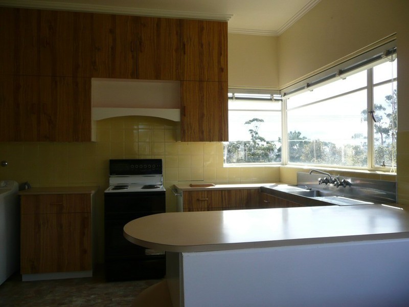 62 Derwentwater Avenue, Sandy Bay TAS 7005