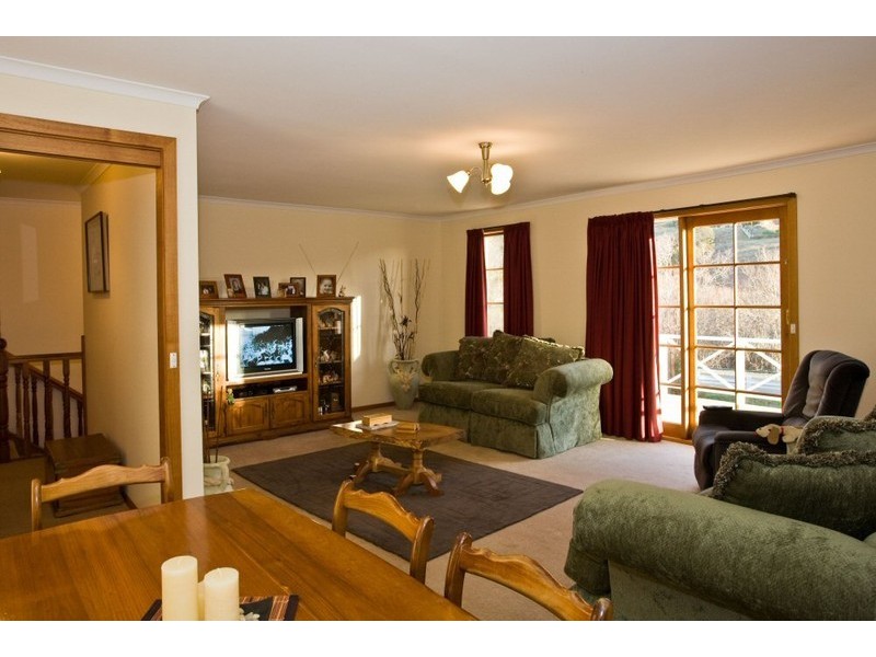 269a Churchill Avenue, Sandy Bay TAS 7005