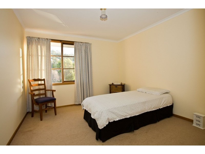269a Churchill Avenue, Sandy Bay TAS 7005
