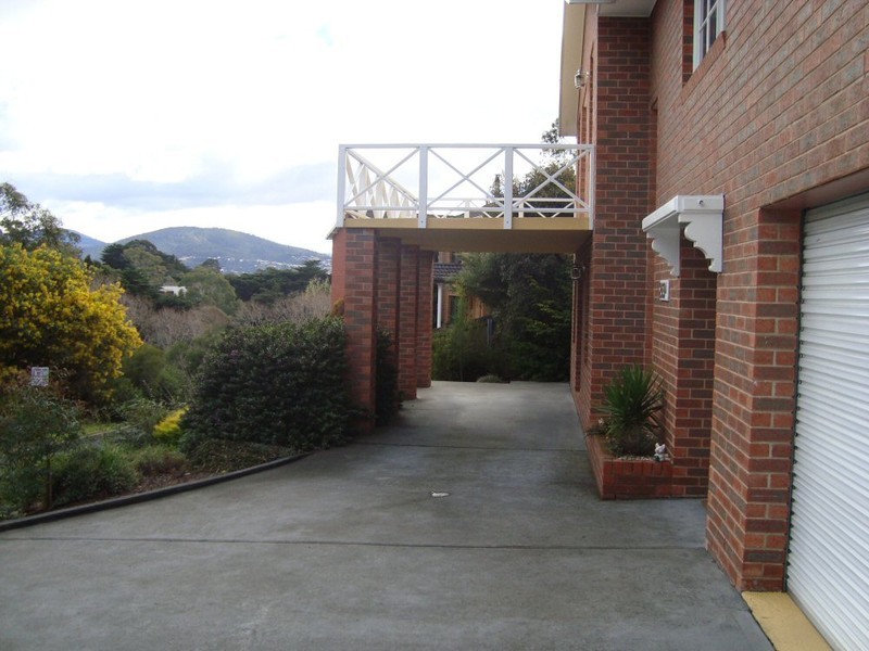 269a Churchill Avenue, Sandy Bay TAS 7005