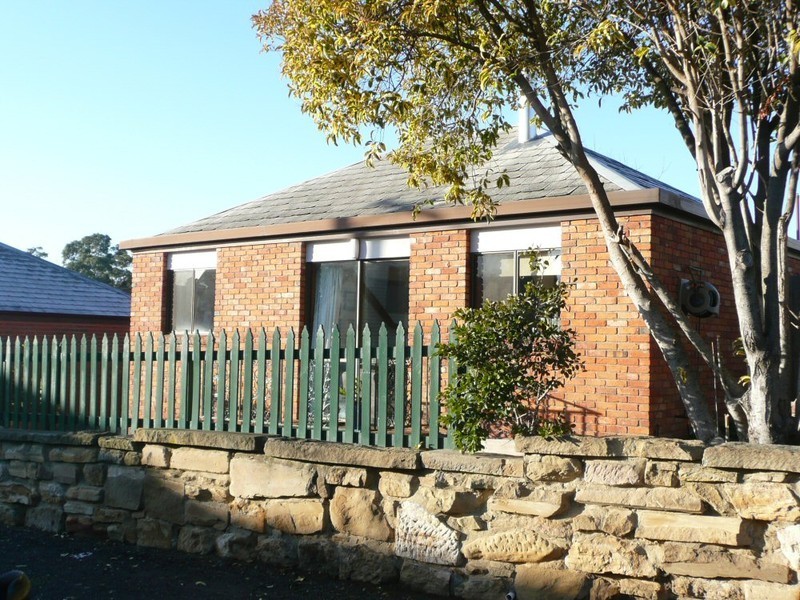 4/22 Regent Street, Sandy Bay TAS 7005