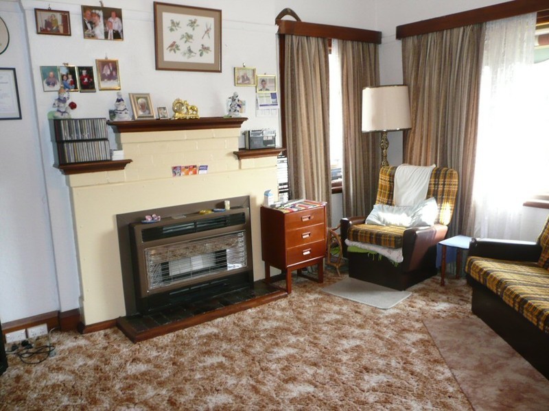 8  Pottery Road, Lenah Valley TAS 7008