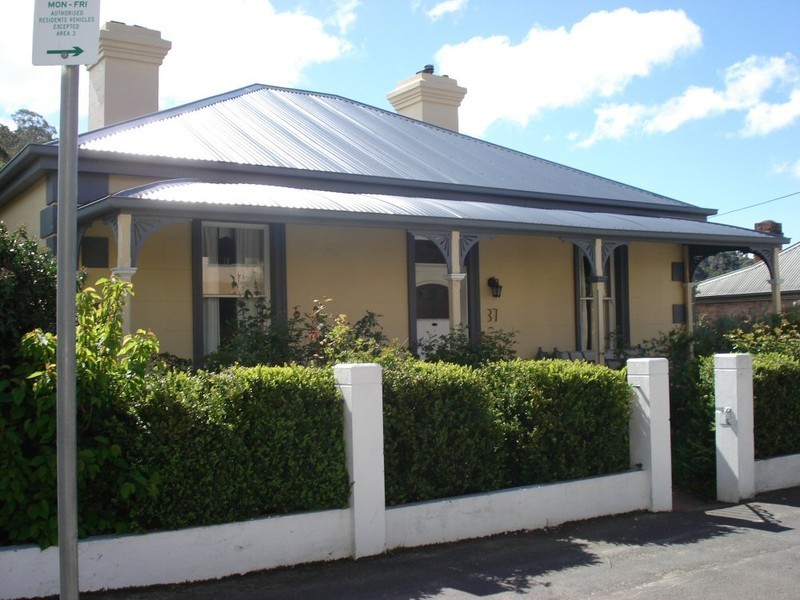 37 Cascade Road, South Hobart TAS 7004