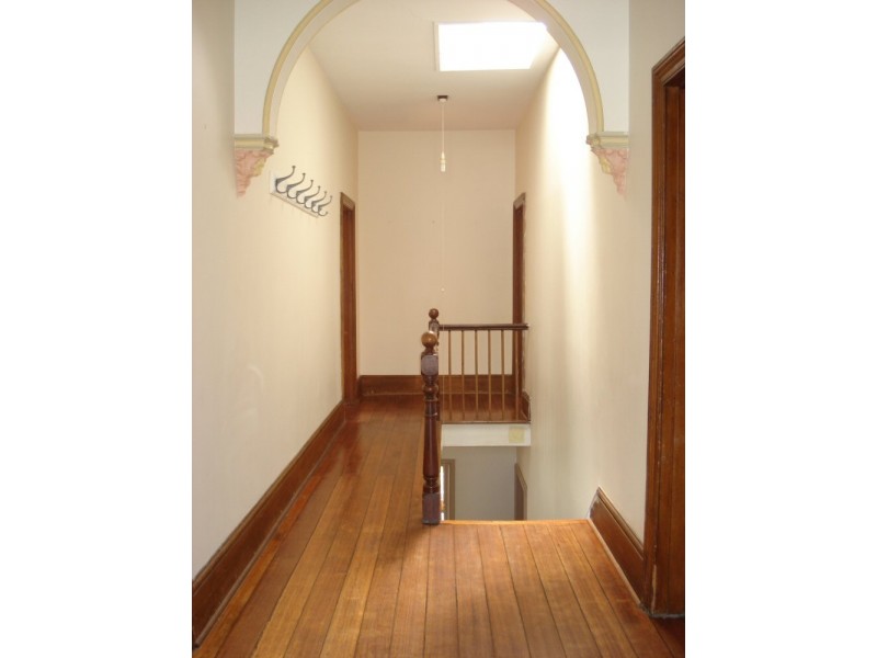 37 Cascade Road, South Hobart TAS 7004