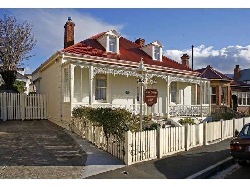72 Hampden Road, Battery Point TAS 7004