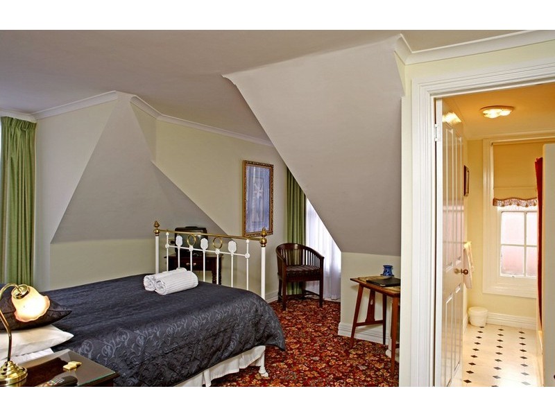 72 Hampden Road, Battery Point TAS 7004