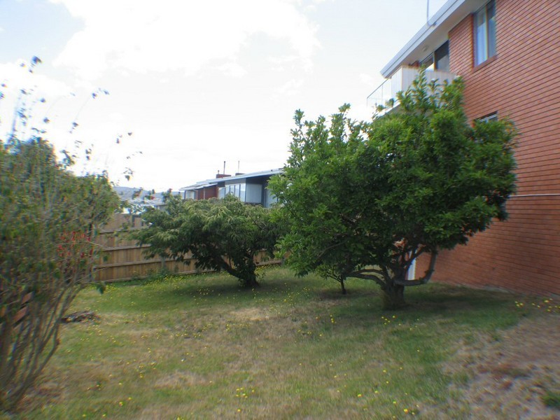 1-9 Manresa Court, Sandy Bay TAS 7005