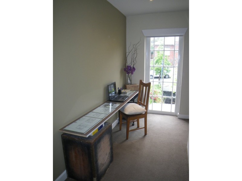 127  Goulburn Street, West Hobart TAS 7000