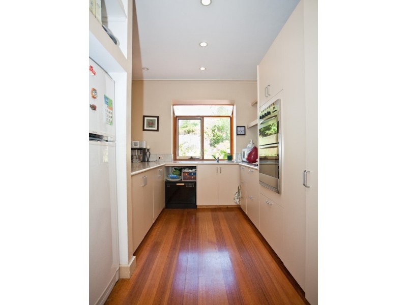 1 Woolton Place, Sandy Bay TAS 7005