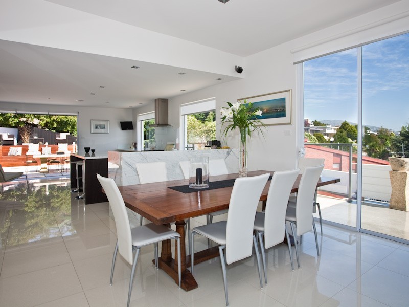 3 Edith Avenue, Sandy Bay TAS 7005