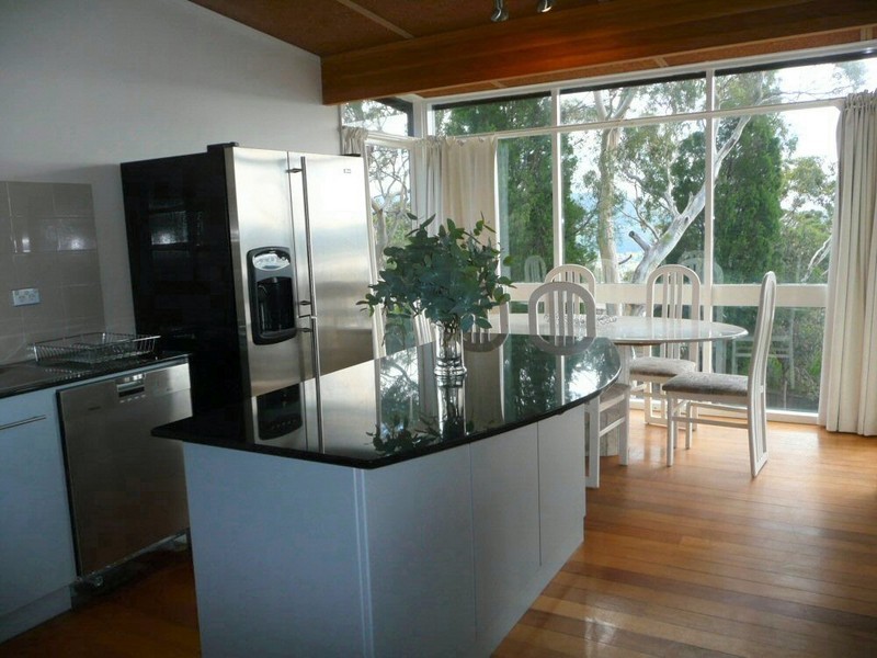 4 Enterprise Road, Sandy Bay TAS 7005