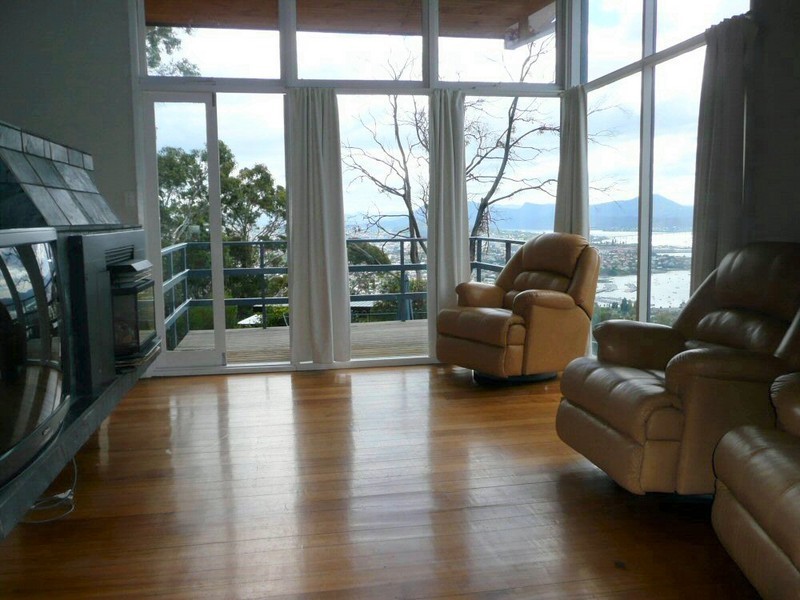 4 Enterprise Road, Sandy Bay TAS 7005