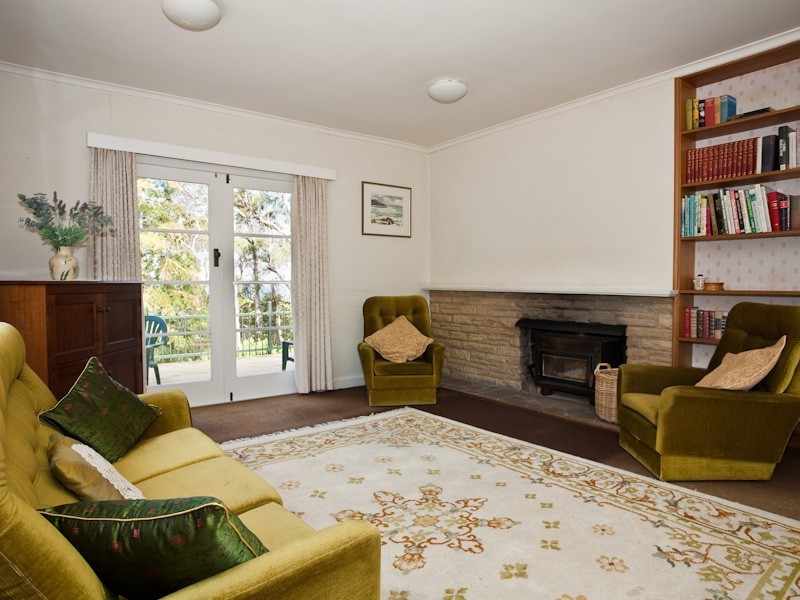 74 Channel Highway, Taroona TAS 7053