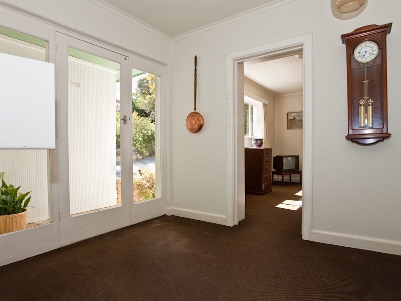 74 Channel Highway, Taroona TAS 7053