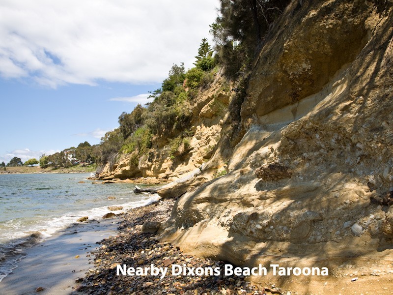 74 Channel Highway, Taroona TAS 7053