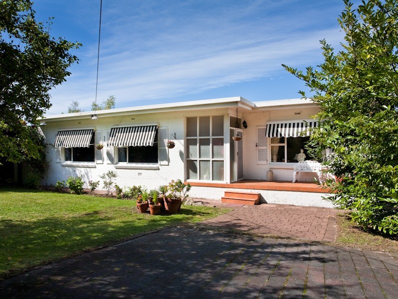 110 Channel Highway, Taroona TAS 7053