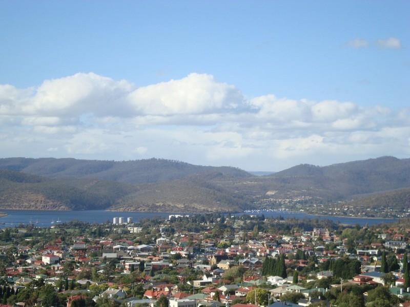 7 Jabez Crescent, Lenah Valley TAS 7008