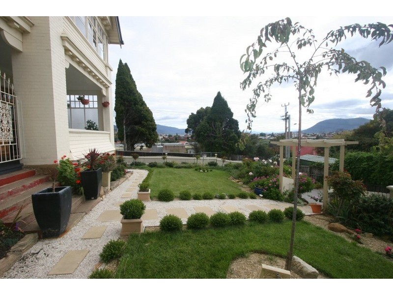 47 Cross Street, New Town TAS 7008