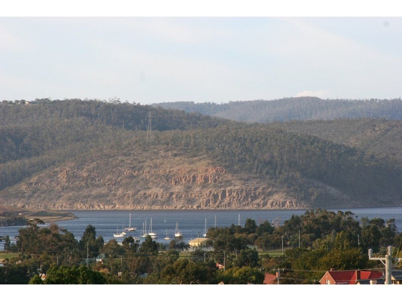 47 Cross Street, New Town TAS 7008