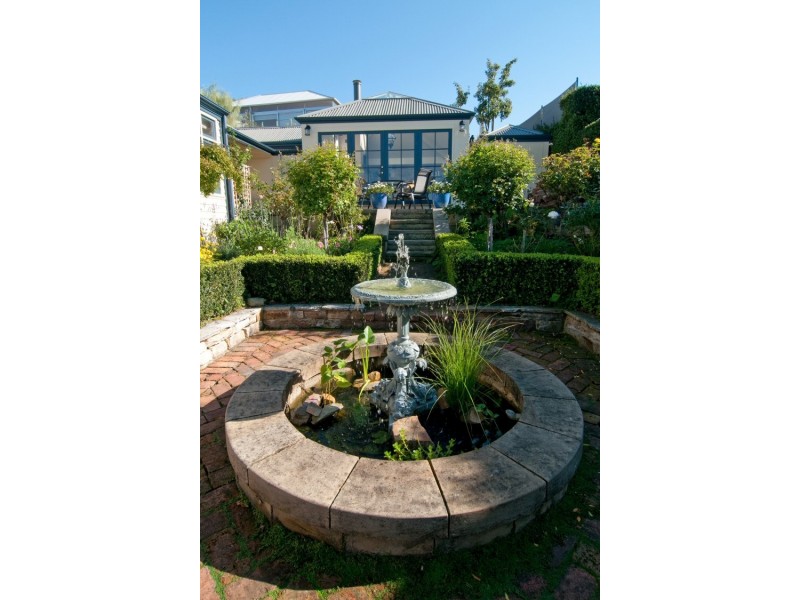 15 Napoleon Street, Battery Point TAS 7004
