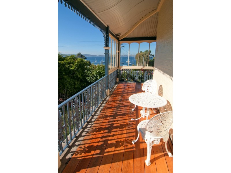 15 Napoleon Street, Battery Point TAS 7004