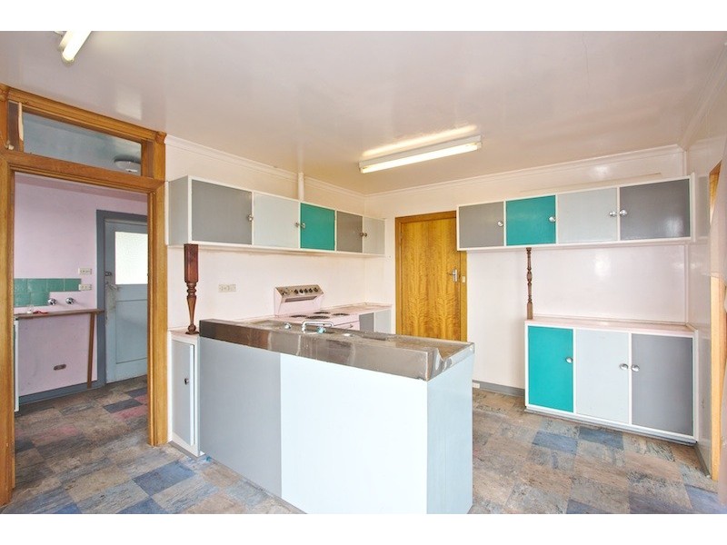 16 Wayne Avenue, Sandy Bay TAS 7005