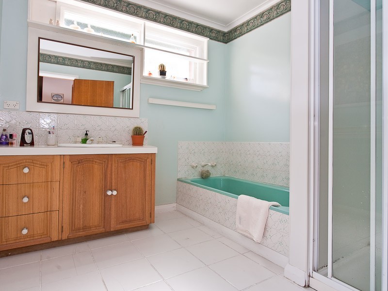 19 Girrabong Road, Lenah Valley TAS 7008