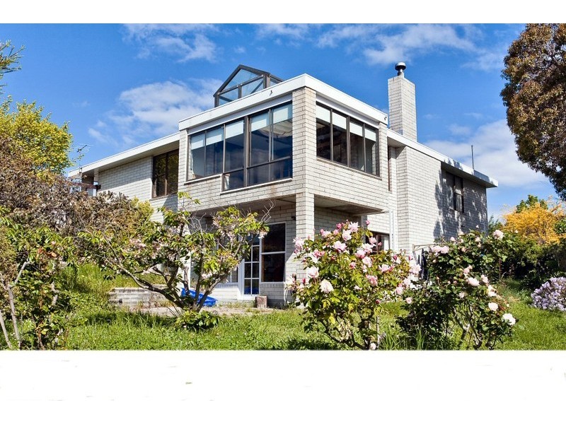 8 Tiersen Place, Sandy Bay TAS 7005