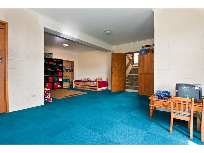 8 Tiersen Place, Sandy Bay TAS 7005