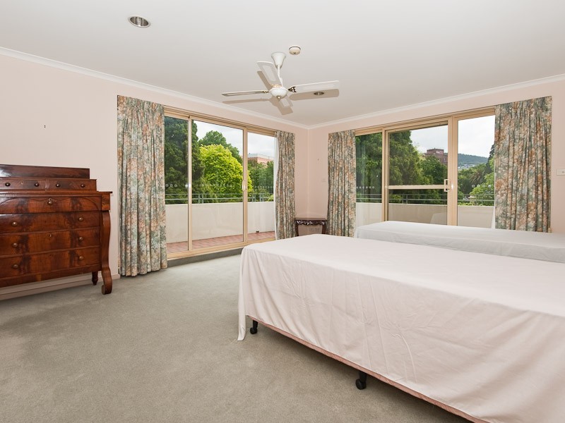15/7 Gladstone Street, Battery Point TAS 7004
