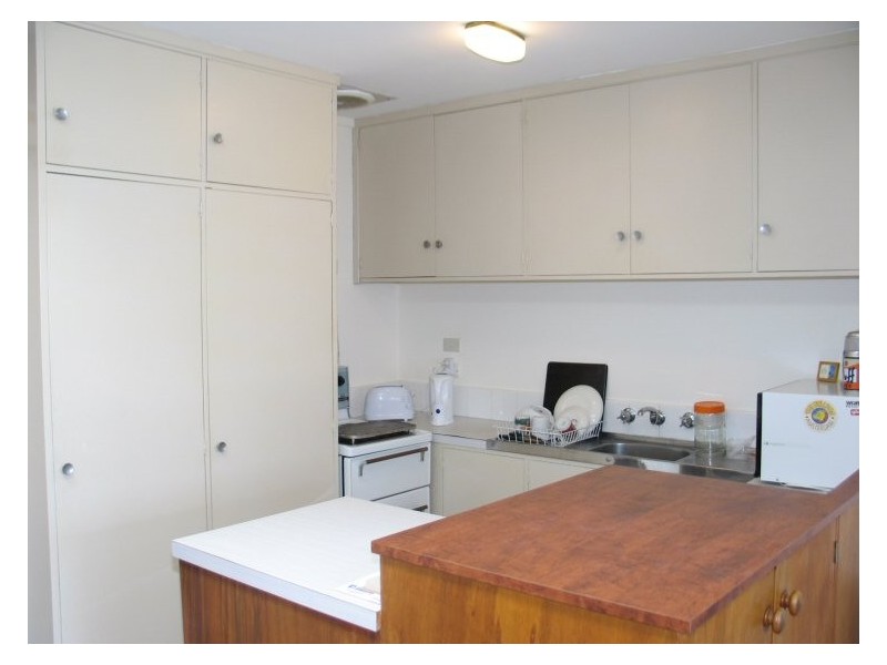 7/2A Sayer Crescent, Sandy Bay TAS 7005