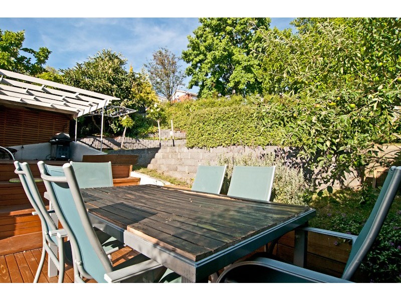 21 Coolabah Road, Sandy Bay TAS 7005