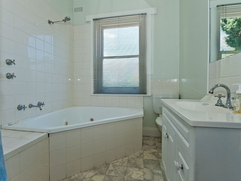 32 Pedder Street, New Town TAS 7008