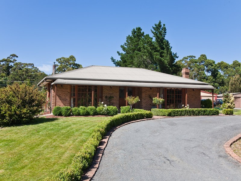 13-15 Ridgeway Road, Ridgeway TAS 7054