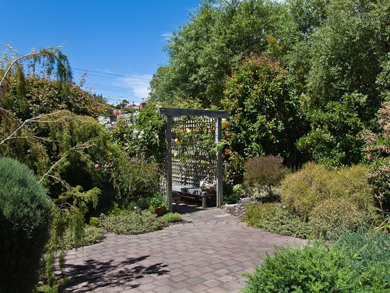 35 Fraser Street, New Town TAS 7008