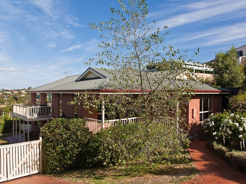 14 Shepherd Street, Sandy Bay TAS 7005