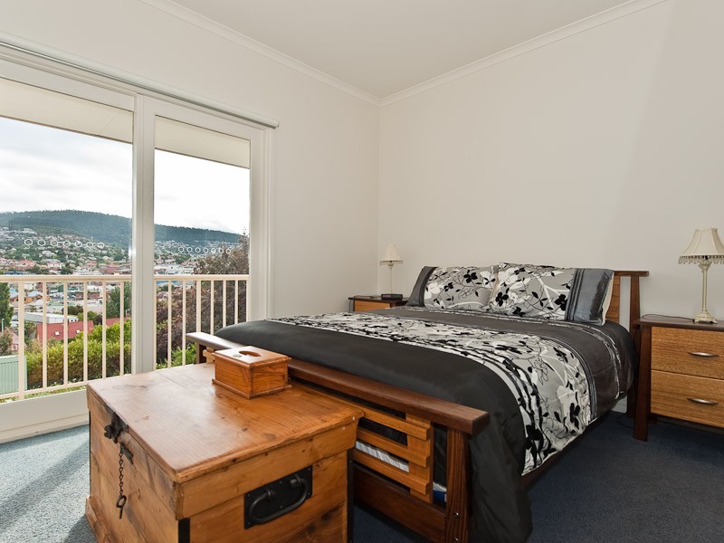 16 Bayley Street, Glebe TAS 7000