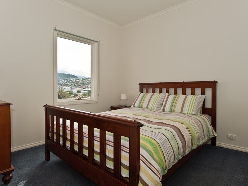 16 Bayley Street, Glebe TAS 7000