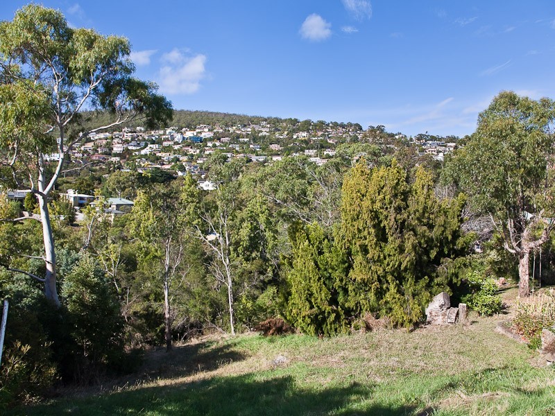 22 Manresa Court, Sandy Bay TAS 7005