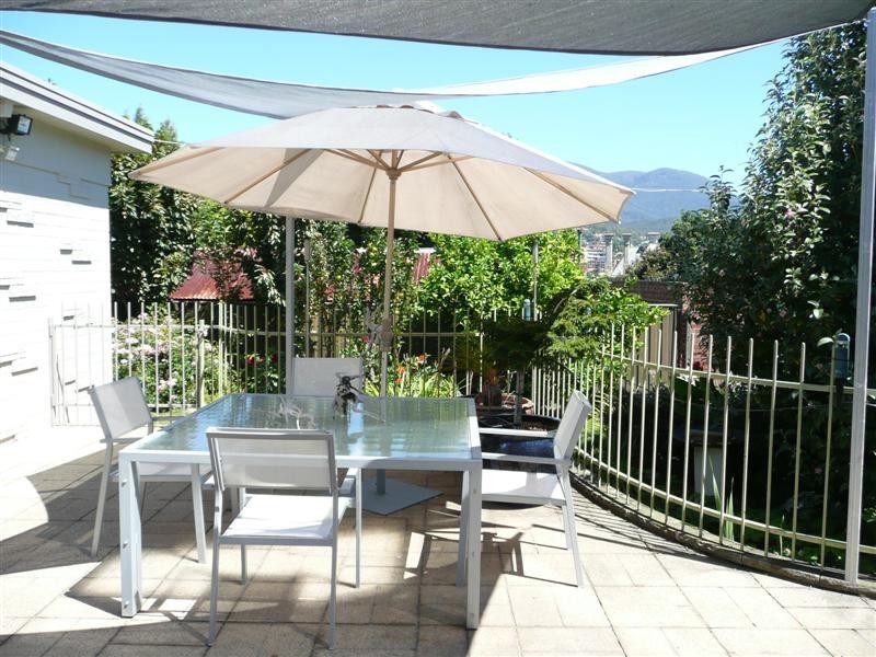 22 Stoke Street, New Town TAS 7008