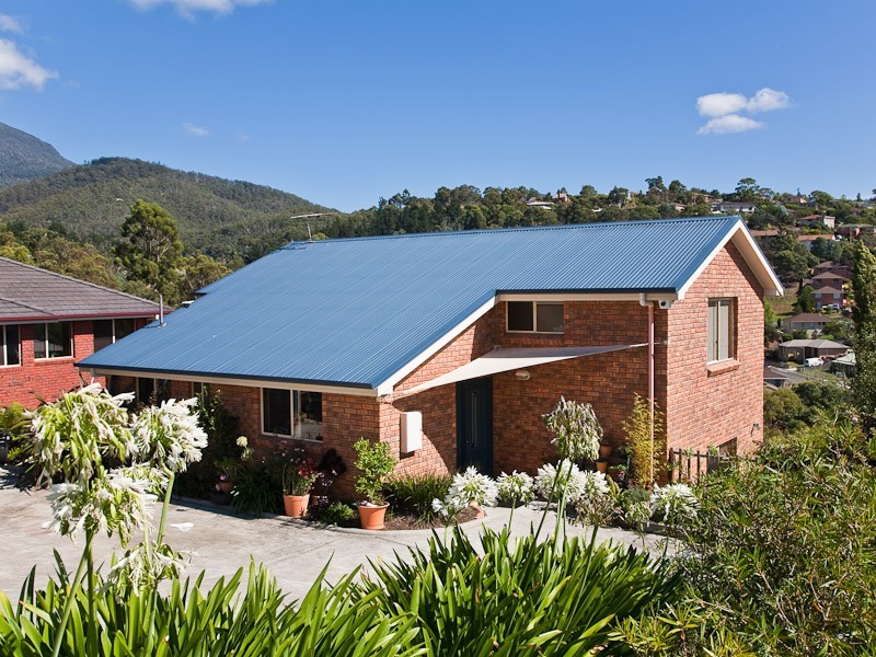 10 Lisa Court, Lenah Valley TAS 7008