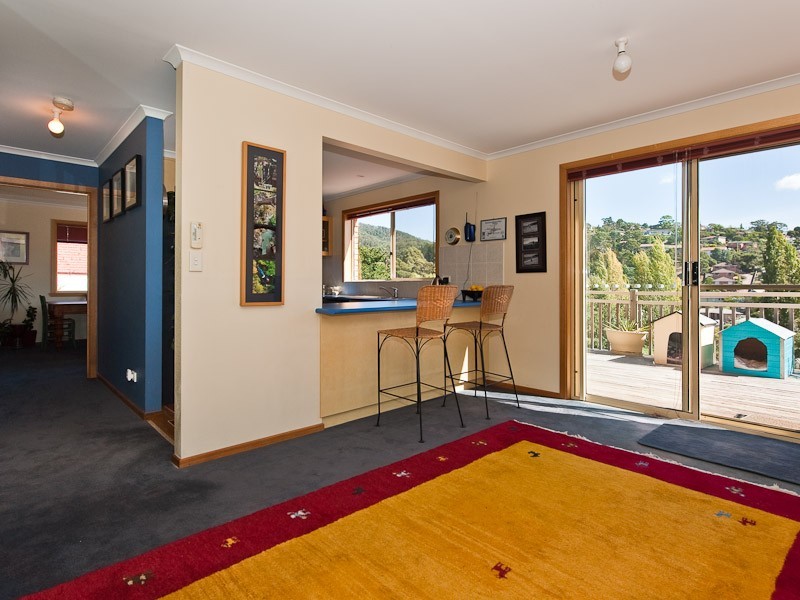 10 Lisa Court, Lenah Valley TAS 7008